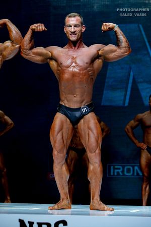 CLASSIC PHYSIQUE 178